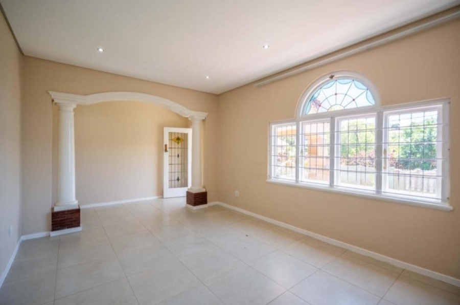 4 Bedroom Property for Sale in Durban North KwaZulu-Natal