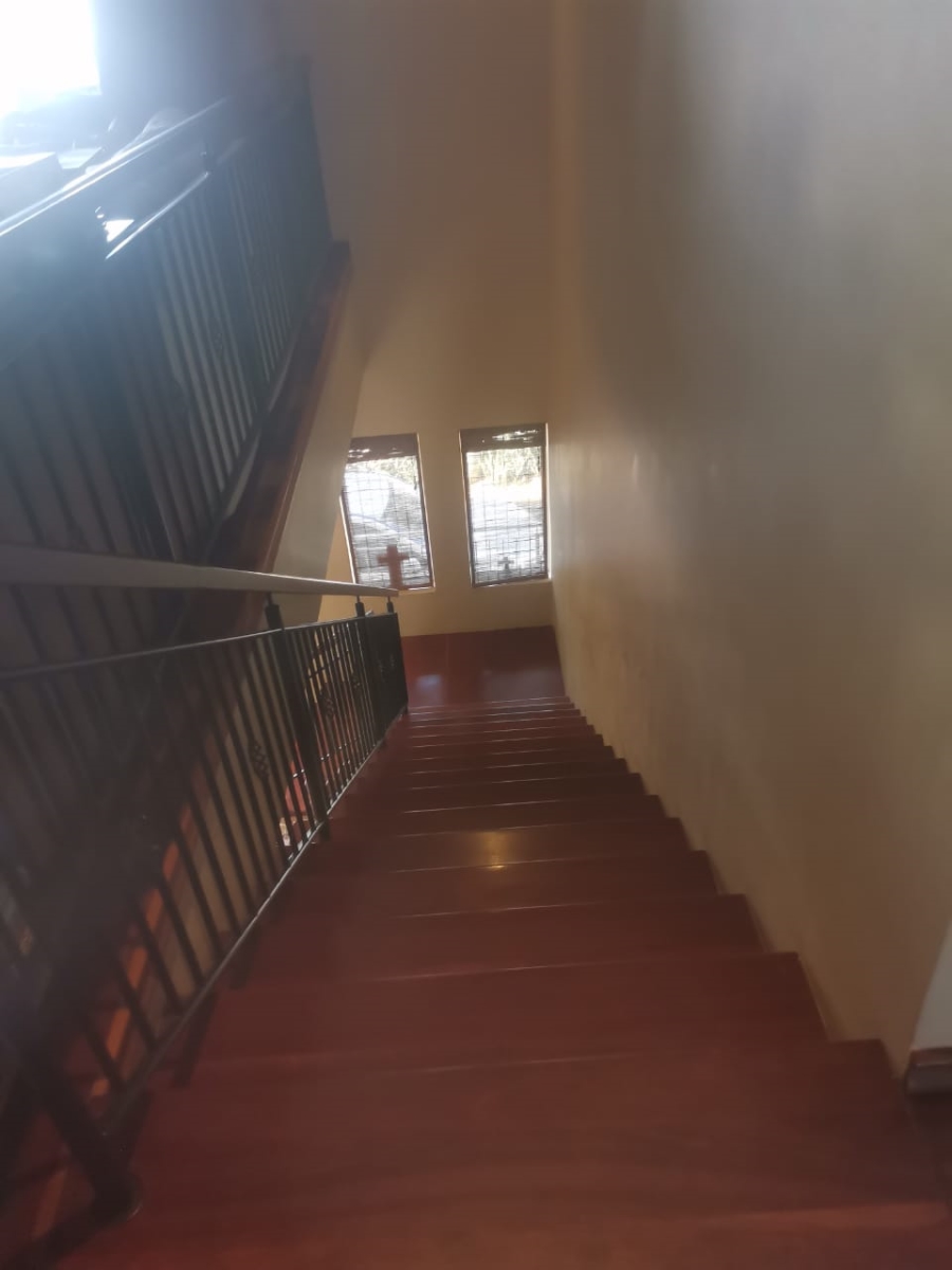 4 Bedroom Property for Sale in Durban North KwaZulu-Natal