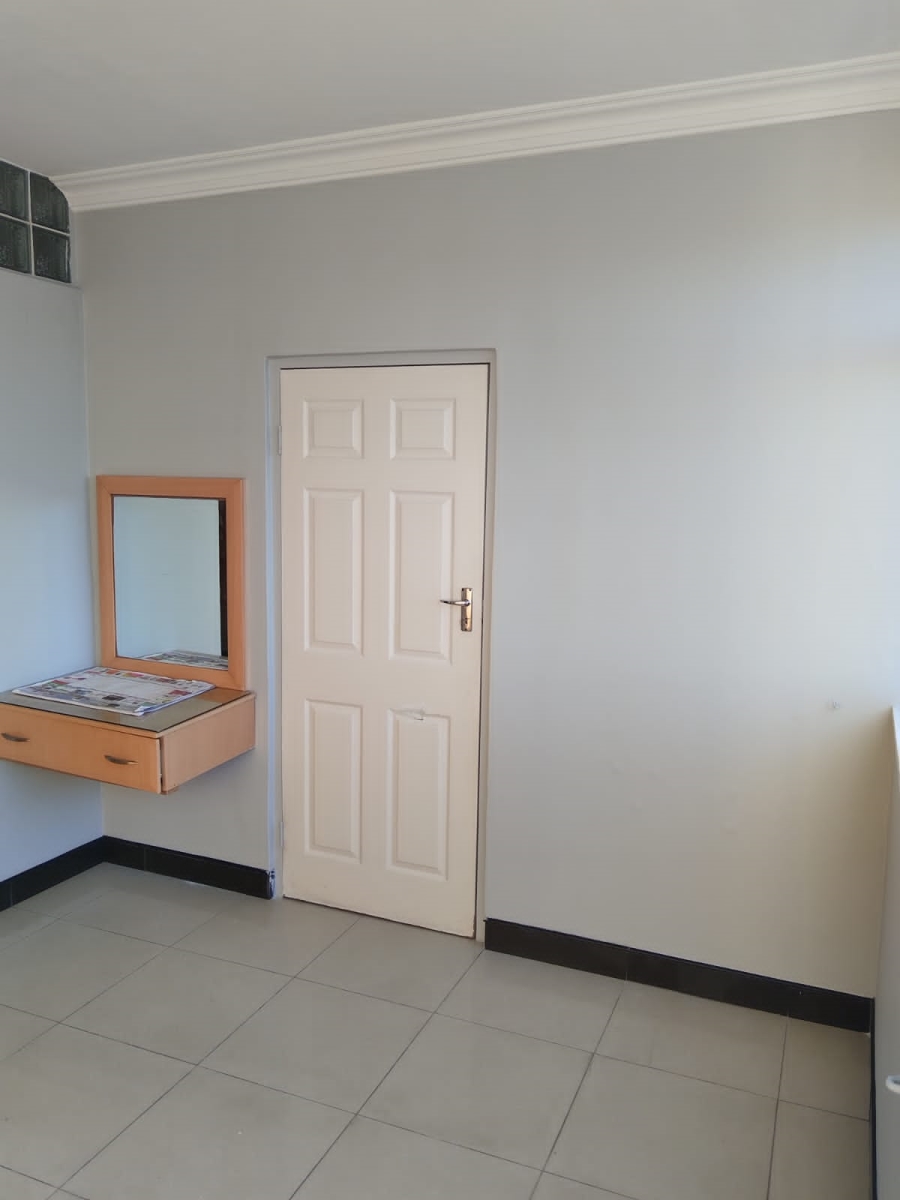 2 Bedroom Property for Sale in North Beach KwaZulu-Natal