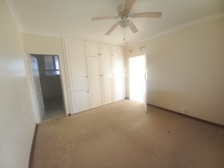 2 Bedroom Property for Sale in Umhlanga KwaZulu-Natal