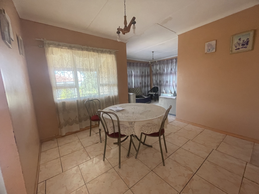 3 Bedroom Property for Sale in Kwamashu KwaZulu-Natal