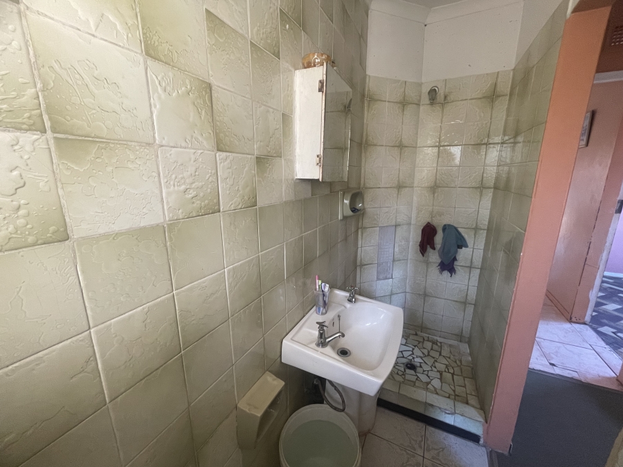 3 Bedroom Property for Sale in Kwamashu KwaZulu-Natal