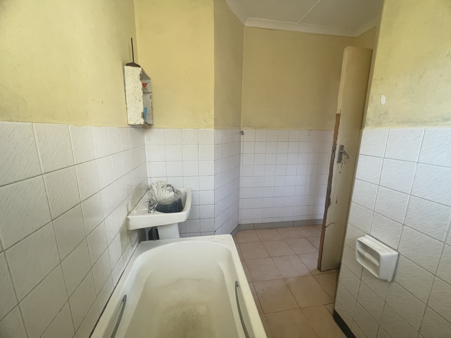 3 Bedroom Property for Sale in Kwamashu KwaZulu-Natal