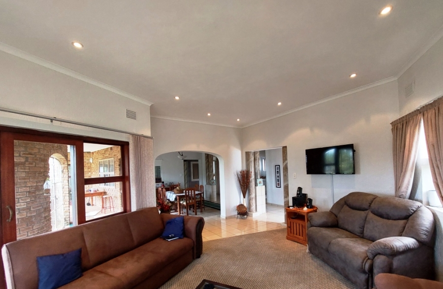 5 Bedroom Property for Sale in Ramsgate KwaZulu-Natal