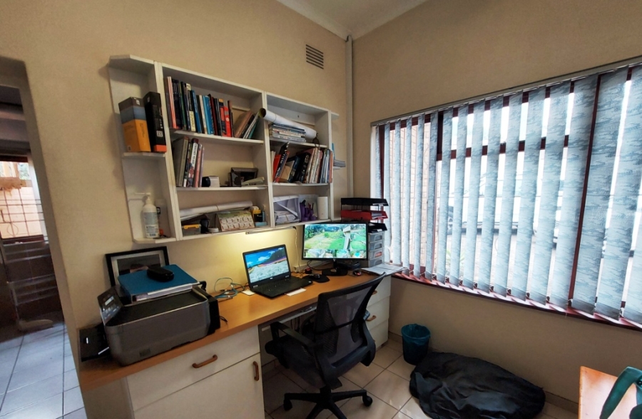 5 Bedroom Property for Sale in Ramsgate KwaZulu-Natal