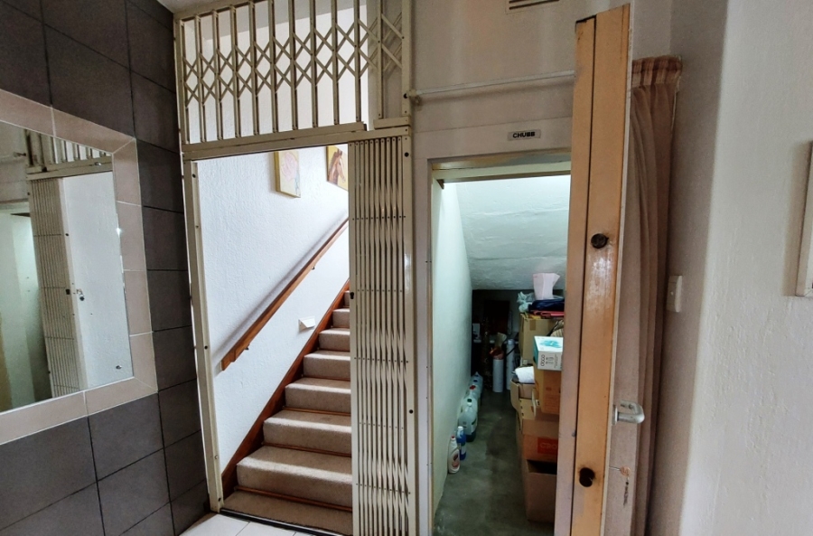 5 Bedroom Property for Sale in Ramsgate KwaZulu-Natal