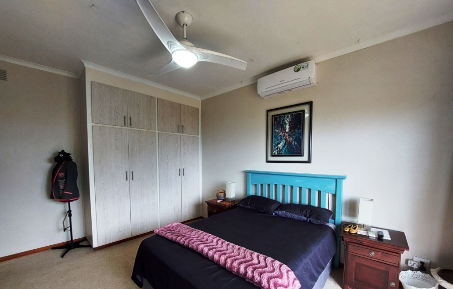 5 Bedroom Property for Sale in Ramsgate KwaZulu-Natal