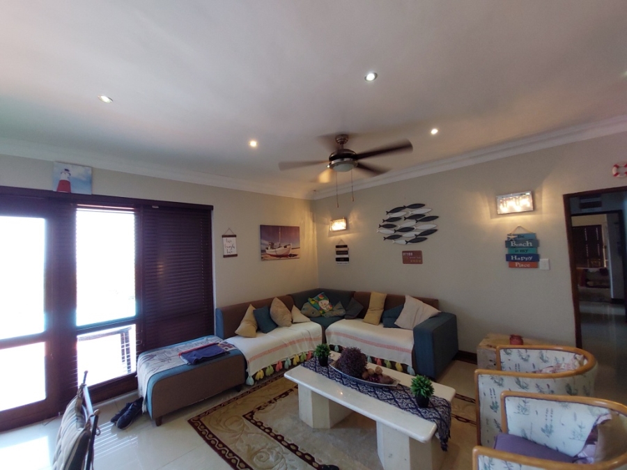 6 Bedroom Property for Sale in Uvongo KwaZulu-Natal