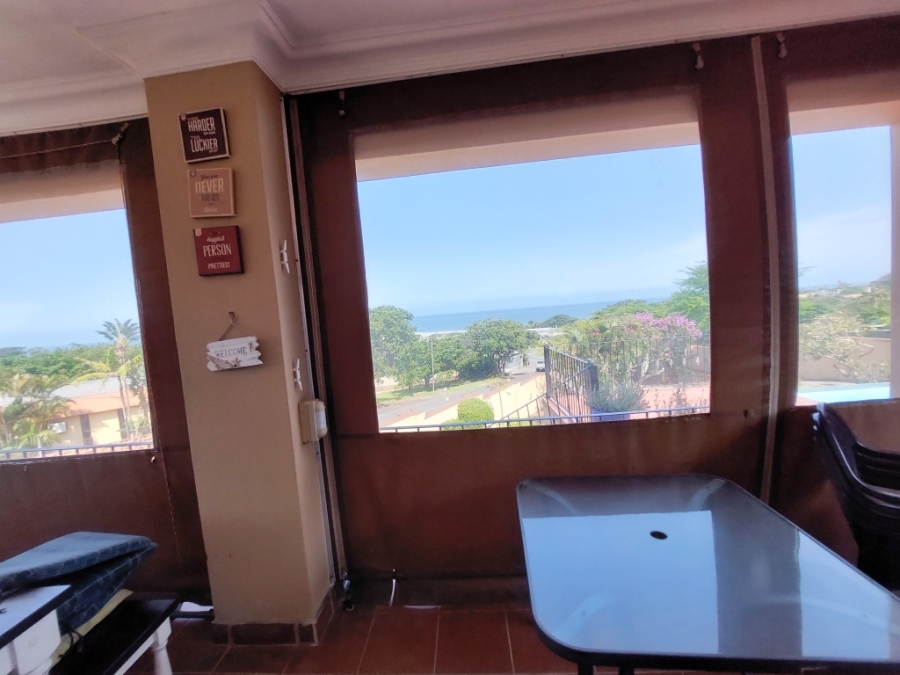 6 Bedroom Property for Sale in Uvongo KwaZulu-Natal