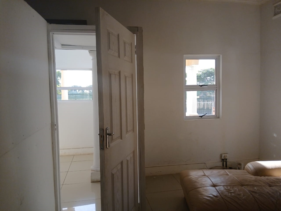 5 Bedroom Property for Sale in Glenwood KwaZulu-Natal
