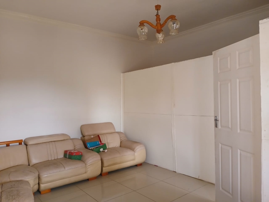 5 Bedroom Property for Sale in Glenwood KwaZulu-Natal