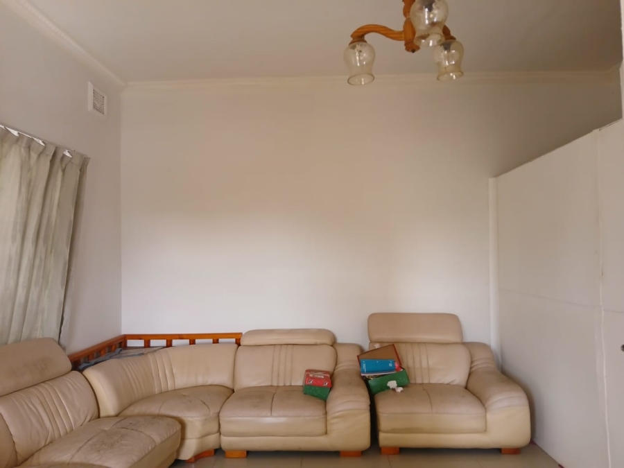 5 Bedroom Property for Sale in Glenwood KwaZulu-Natal