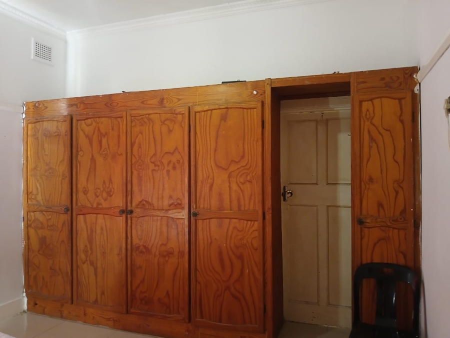 5 Bedroom Property for Sale in Glenwood KwaZulu-Natal