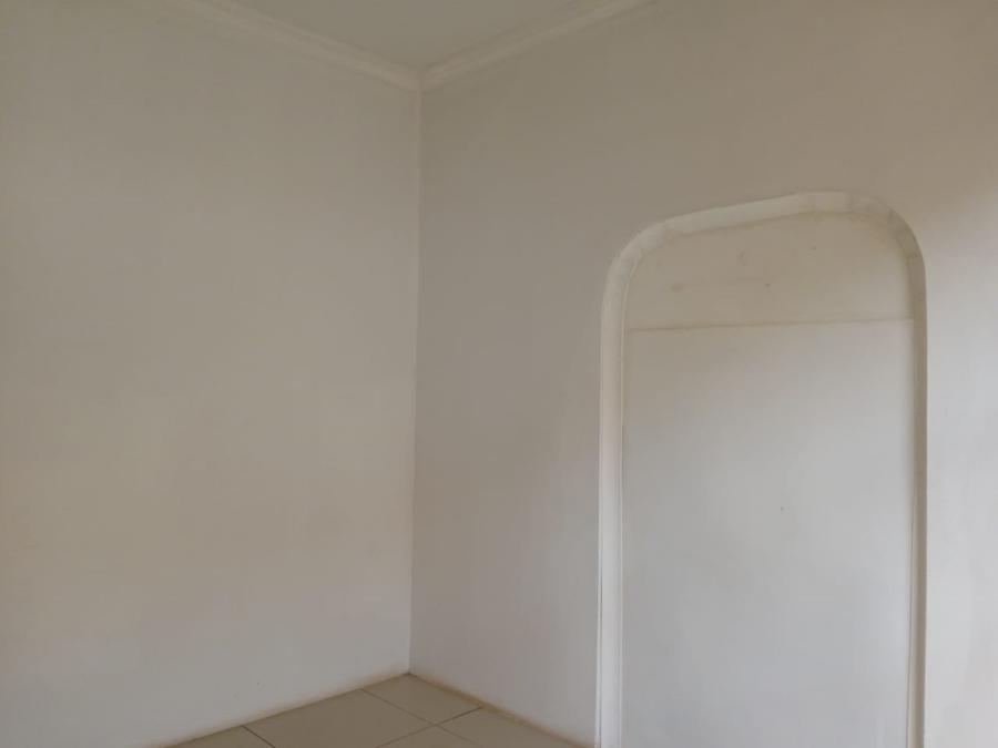 5 Bedroom Property for Sale in Glenwood KwaZulu-Natal