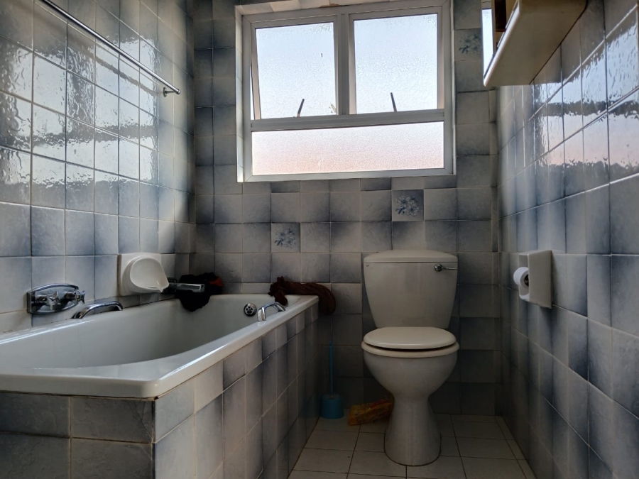 5 Bedroom Property for Sale in Glenwood KwaZulu-Natal