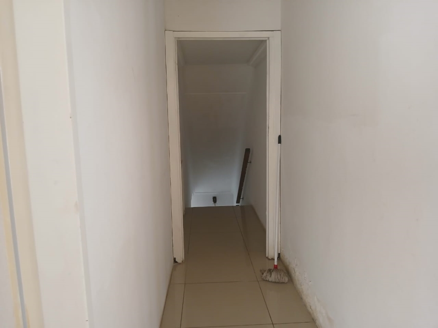 5 Bedroom Property for Sale in Glenwood KwaZulu-Natal
