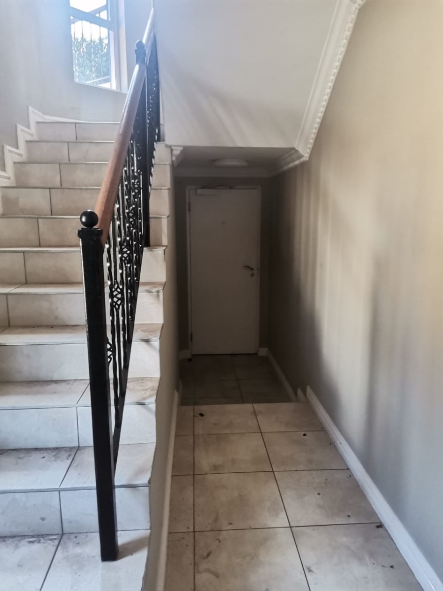 4 Bedroom Property for Sale in Umhlanga KwaZulu-Natal