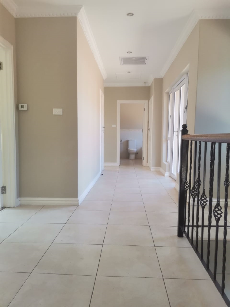 4 Bedroom Property for Sale in Umhlanga KwaZulu-Natal
