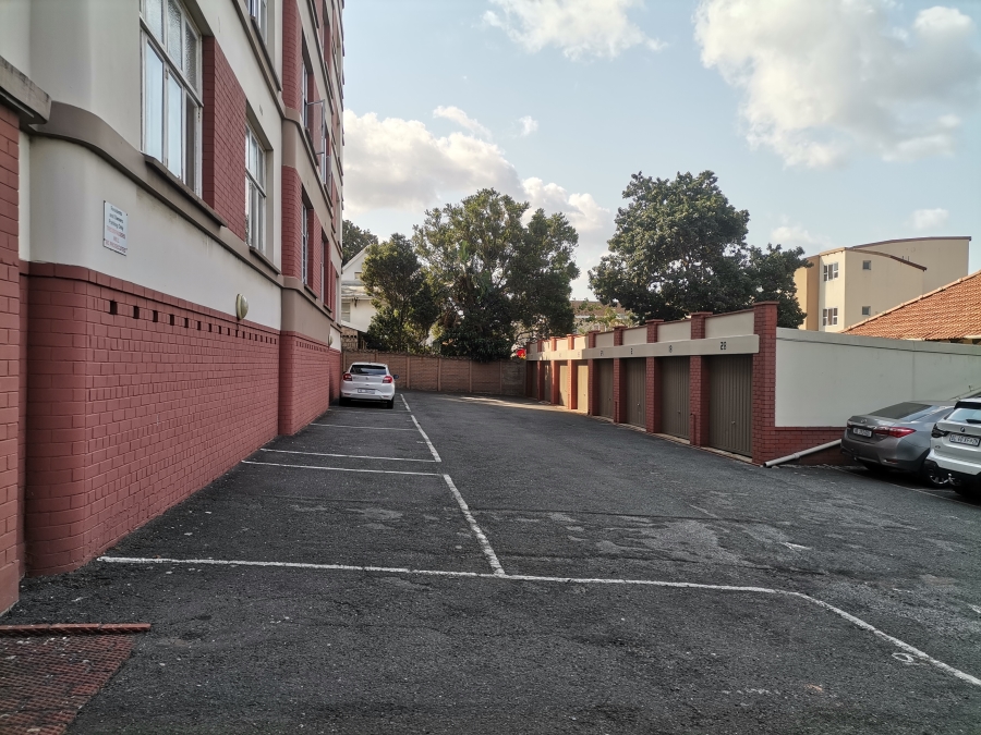 To Let 1 Bedroom Property for Rent in Glenwood KwaZulu-Natal