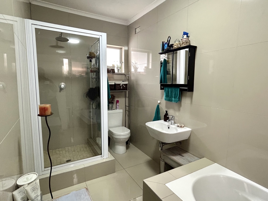 3 Bedroom Property for Sale in Durban North KwaZulu-Natal
