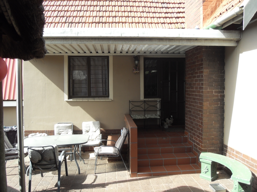 3 Bedroom Property for Sale in Montclair KwaZulu-Natal