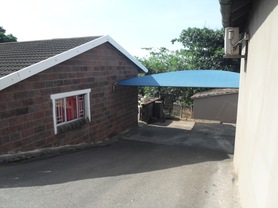 3 Bedroom Property for Sale in Montclair KwaZulu-Natal