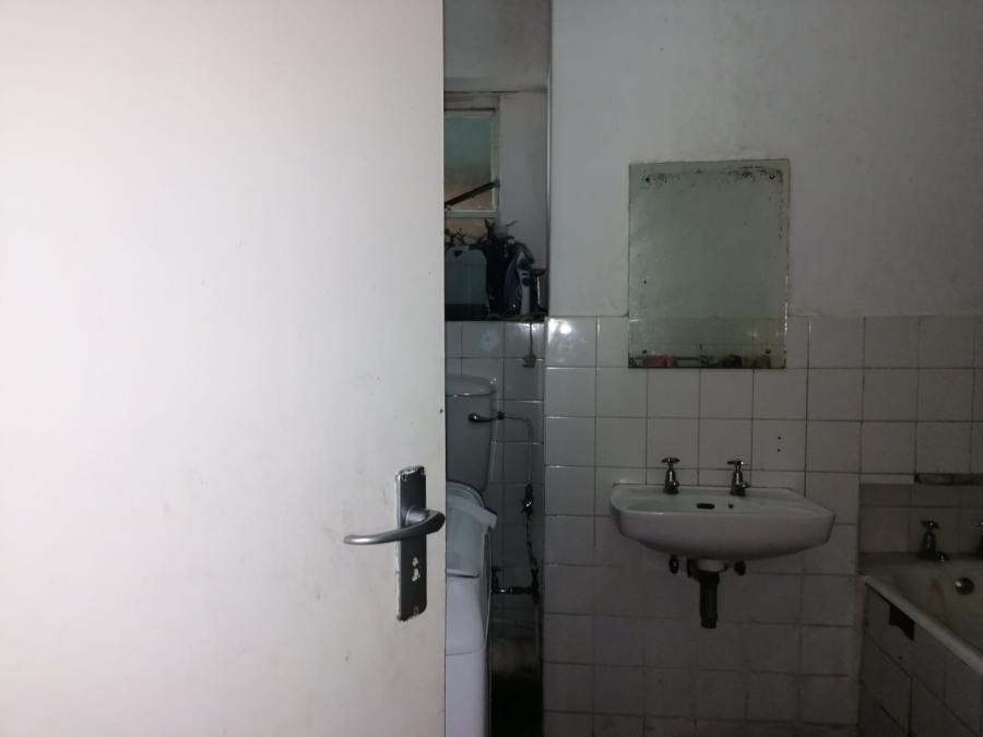 2 Bedroom Property for Sale in Durban Central KwaZulu-Natal