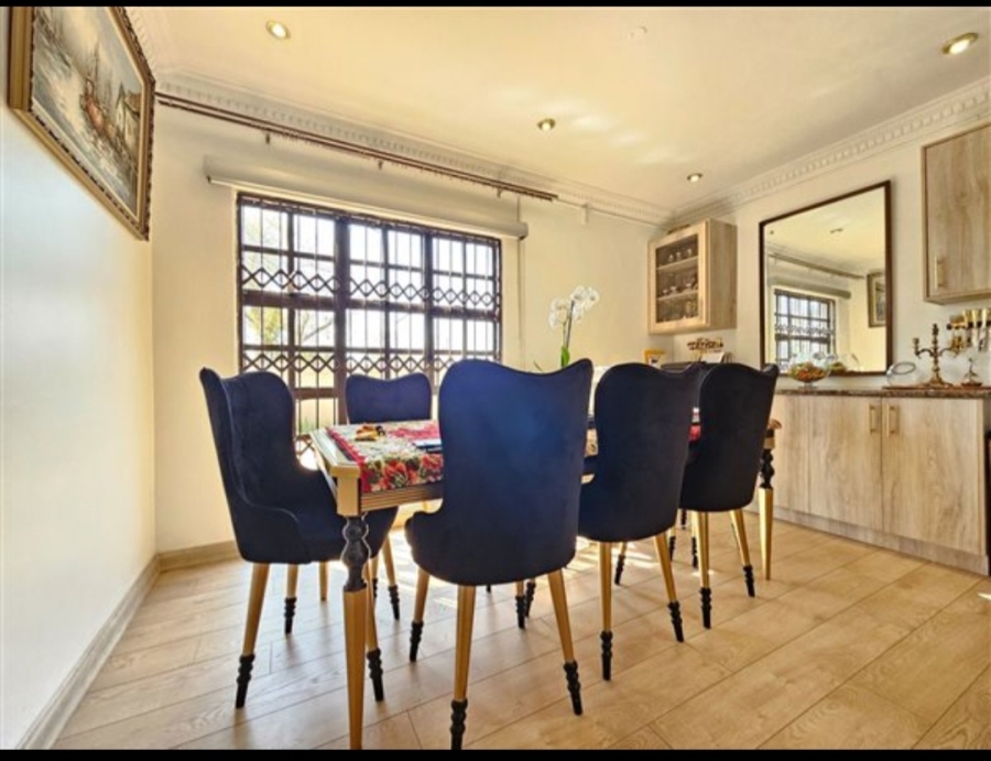 5 Bedroom Property for Sale in Newcastle KwaZulu-Natal