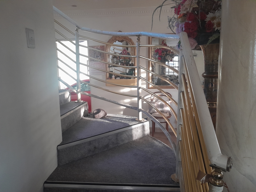 5 Bedroom Property for Sale in Newcastle KwaZulu-Natal