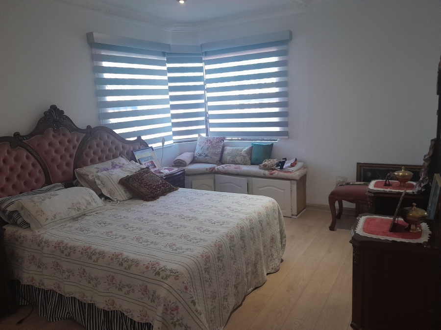5 Bedroom Property for Sale in Newcastle KwaZulu-Natal