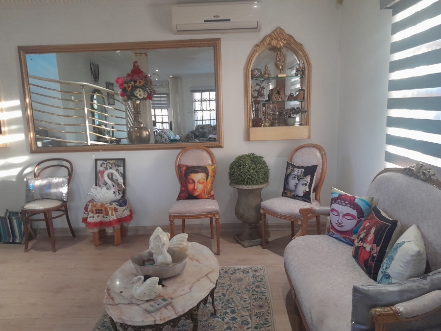5 Bedroom Property for Sale in Newcastle KwaZulu-Natal