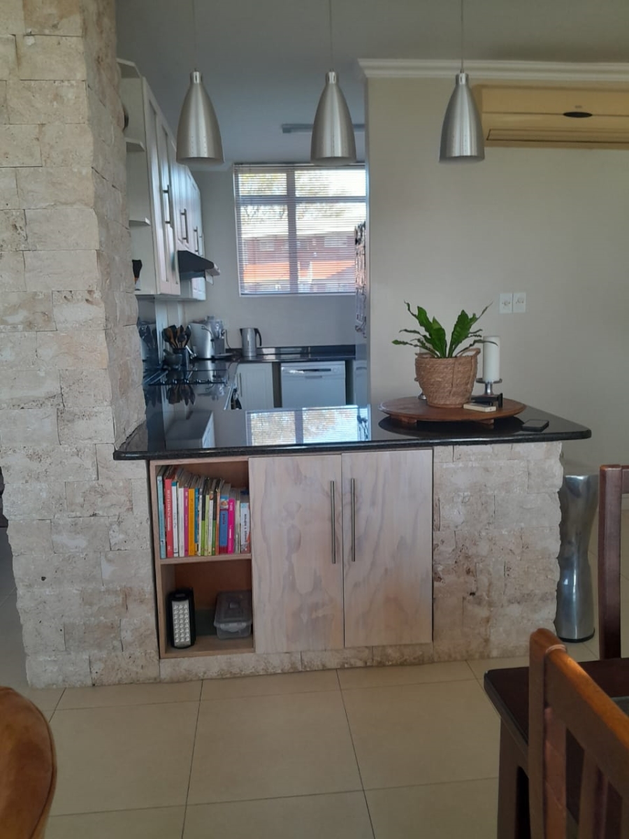 2 Bedroom Property for Sale in Morningside KwaZulu-Natal