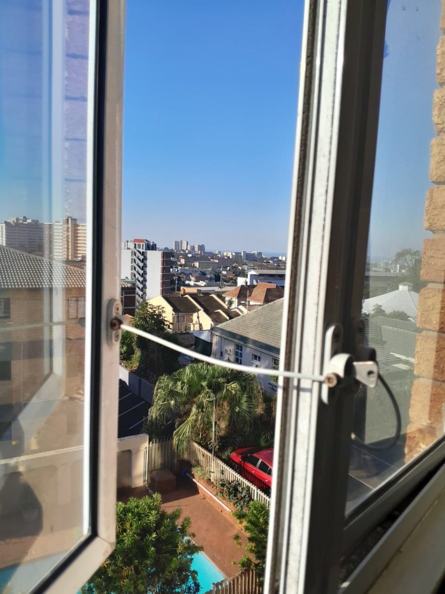 2 Bedroom Property for Sale in Morningside KwaZulu-Natal