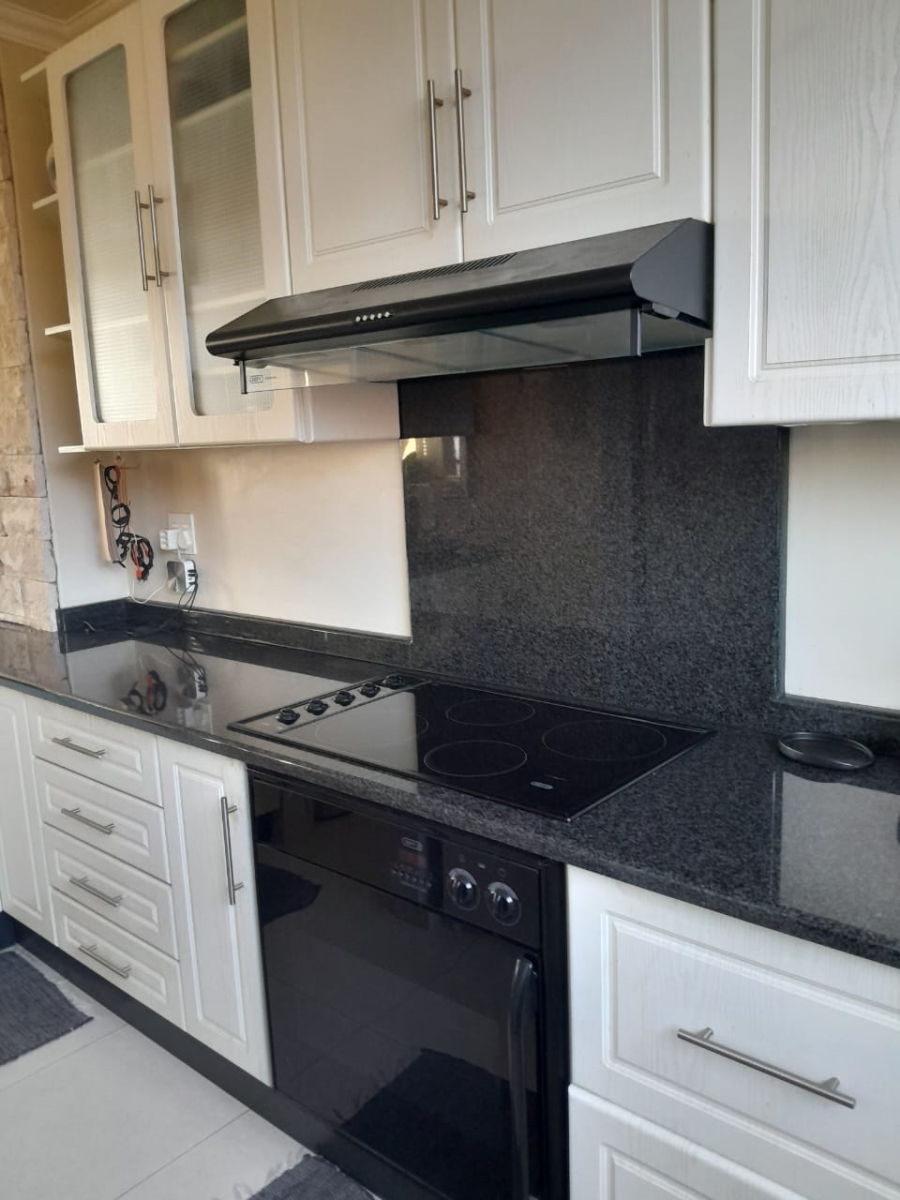 2 Bedroom Property for Sale in Morningside KwaZulu-Natal