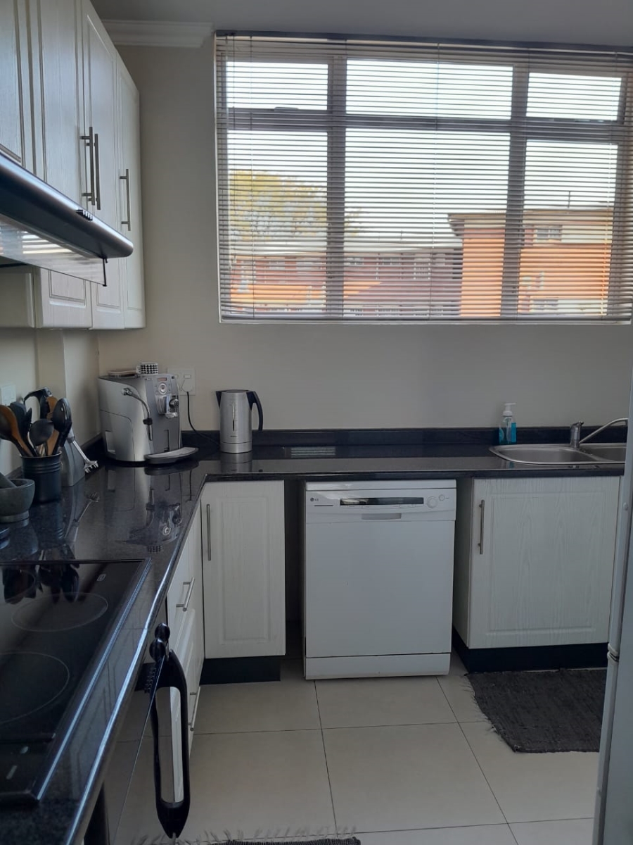 2 Bedroom Property for Sale in Morningside KwaZulu-Natal
