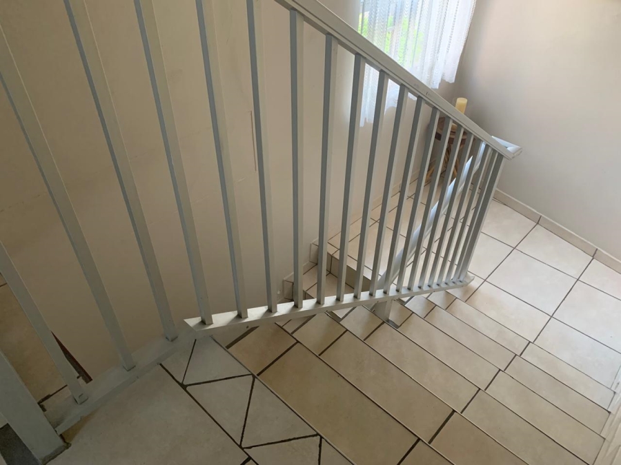2 Bedroom Property for Sale in Meer En See KwaZulu-Natal