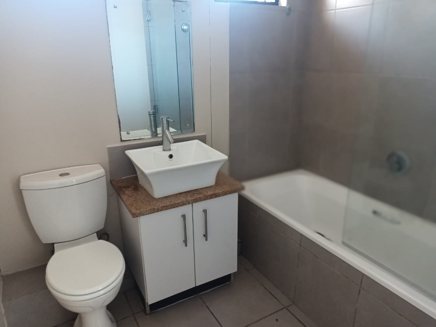 2 Bedroom Property for Sale in Sherwood KwaZulu-Natal