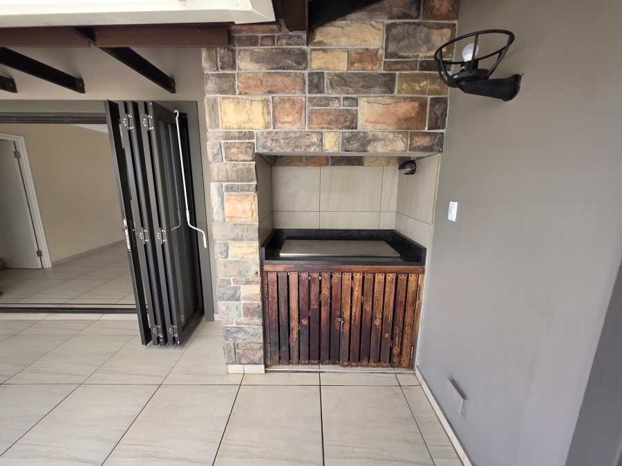 To Let 4 Bedroom Property for Rent in Sheffield Bay KwaZulu-Natal
