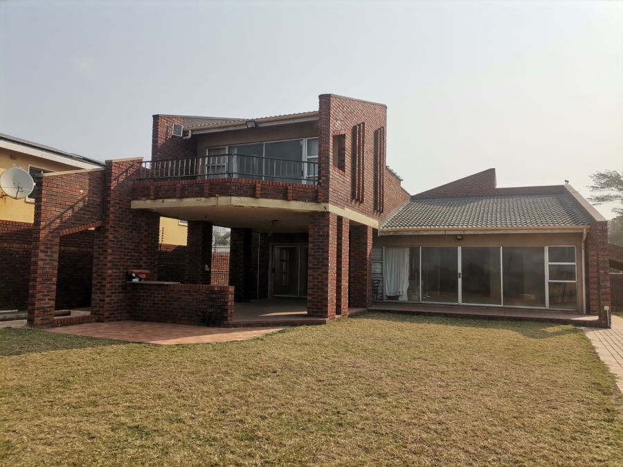 To Let 4 Bedroom Property for Rent in Durban North KwaZulu-Natal