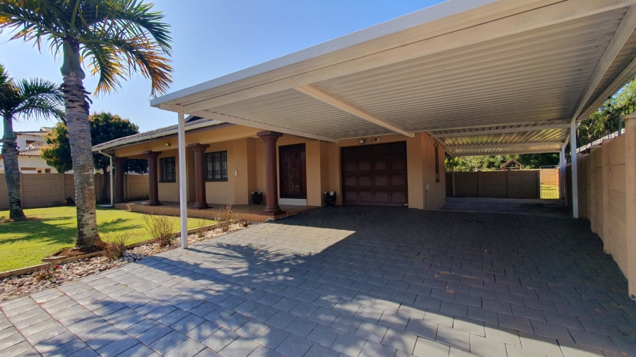 4 Bedroom Property for Sale in Veld En Vlei KwaZulu-Natal