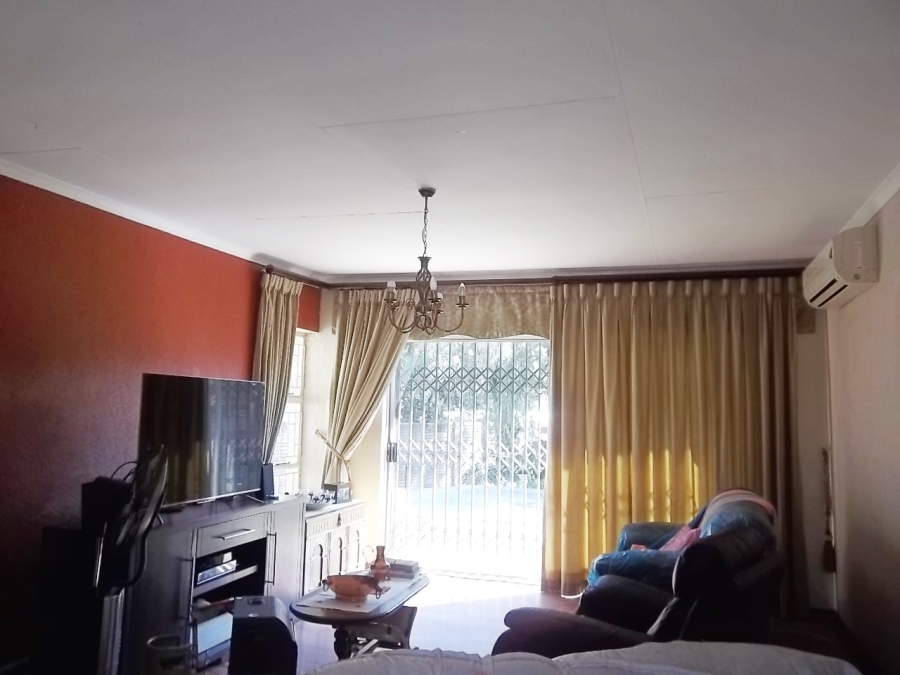 3 Bedroom Property for Sale in Aviary Hill KwaZulu-Natal