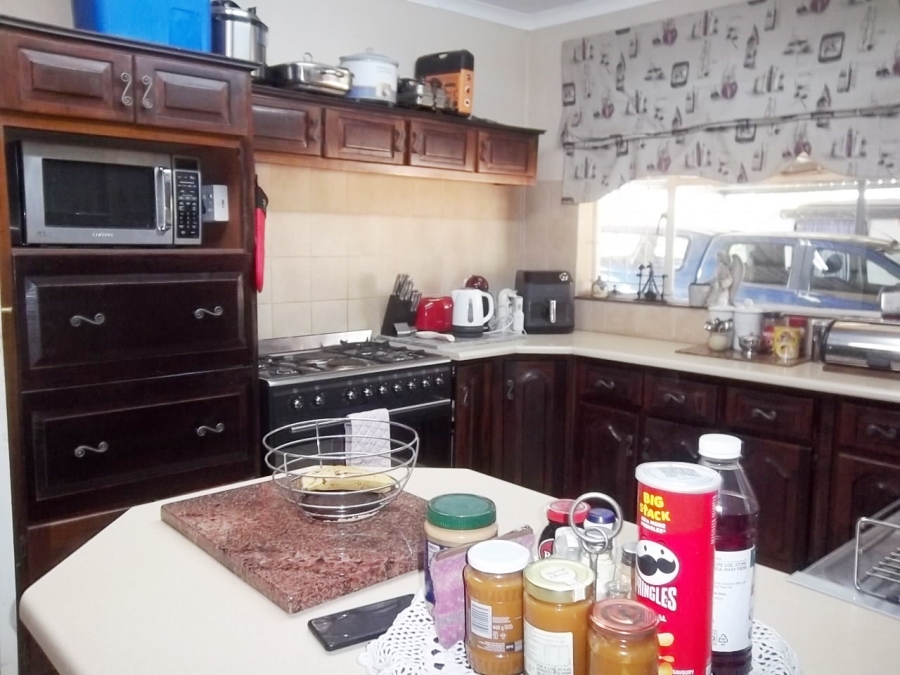 3 Bedroom Property for Sale in Aviary Hill KwaZulu-Natal