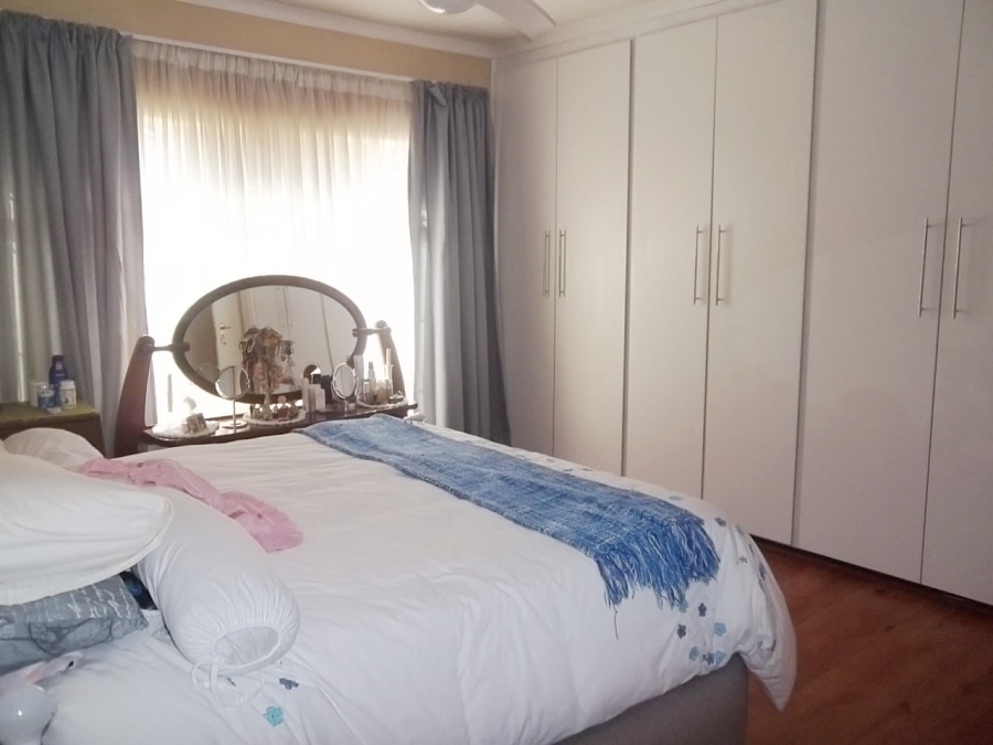 3 Bedroom Property for Sale in Aviary Hill KwaZulu-Natal