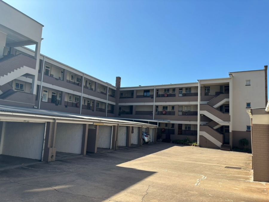 2 Bedroom Property for Sale in Westridge KwaZulu-Natal