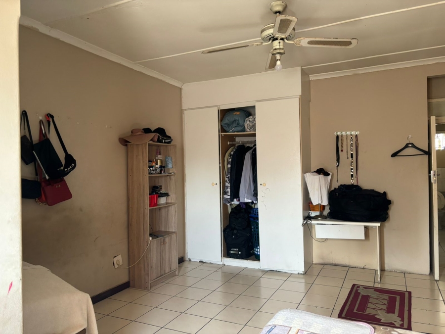 2 Bedroom Property for Sale in Westridge KwaZulu-Natal