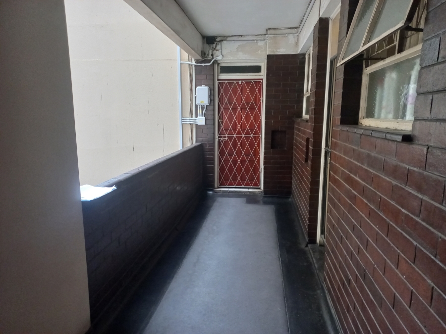 2 Bedroom Property for Sale in Durban Central KwaZulu-Natal