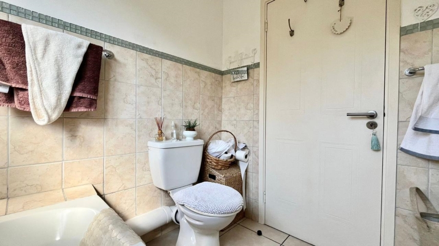 2 Bedroom Property for Sale in Sheffield Beach KwaZulu-Natal