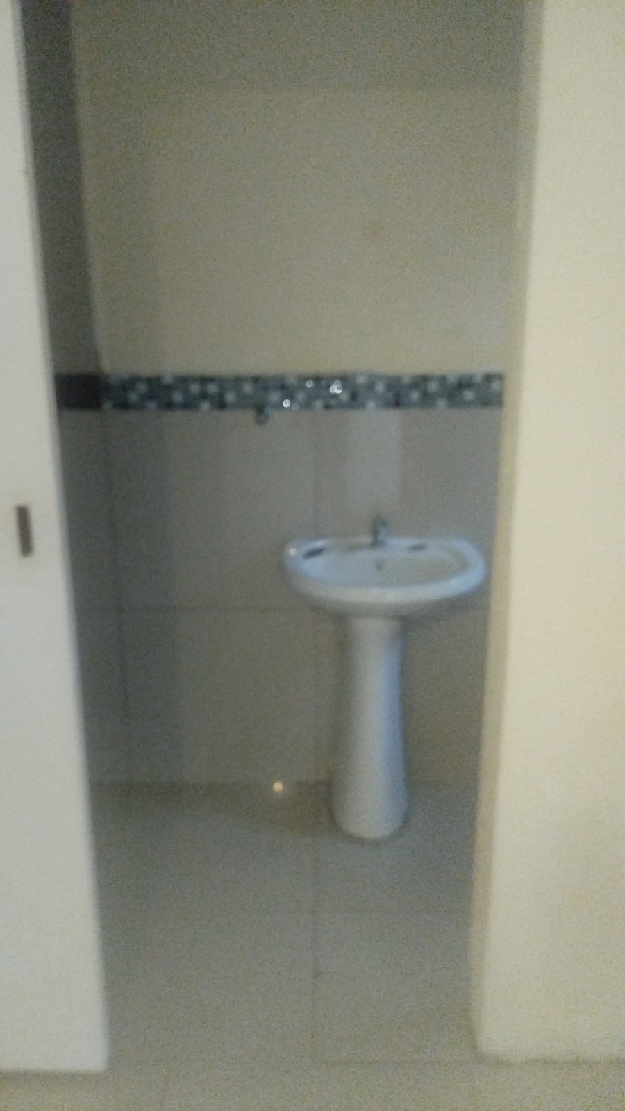 To Let 1 Bedroom Property for Rent in Lamontville KwaZulu-Natal