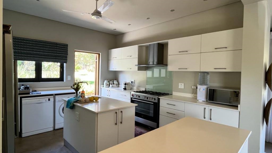 To Let 3 Bedroom Property for Rent in Ballito Central KwaZulu-Natal