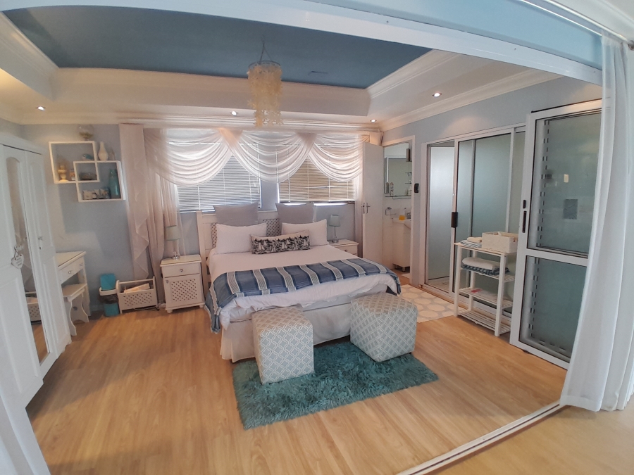 7 Bedroom Property for Sale in Umhlanga Ridge KwaZulu-Natal